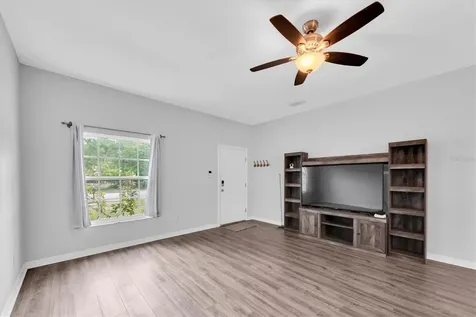 5876 78th Avenue N Pinellas Park FL 33781