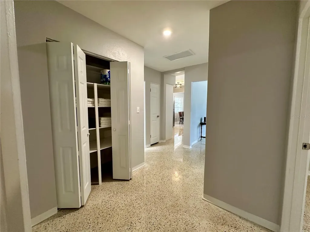 4917 99th Street N St Petersburg FL 33708