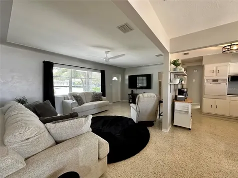 4917 99th Street N St Petersburg FL 33708