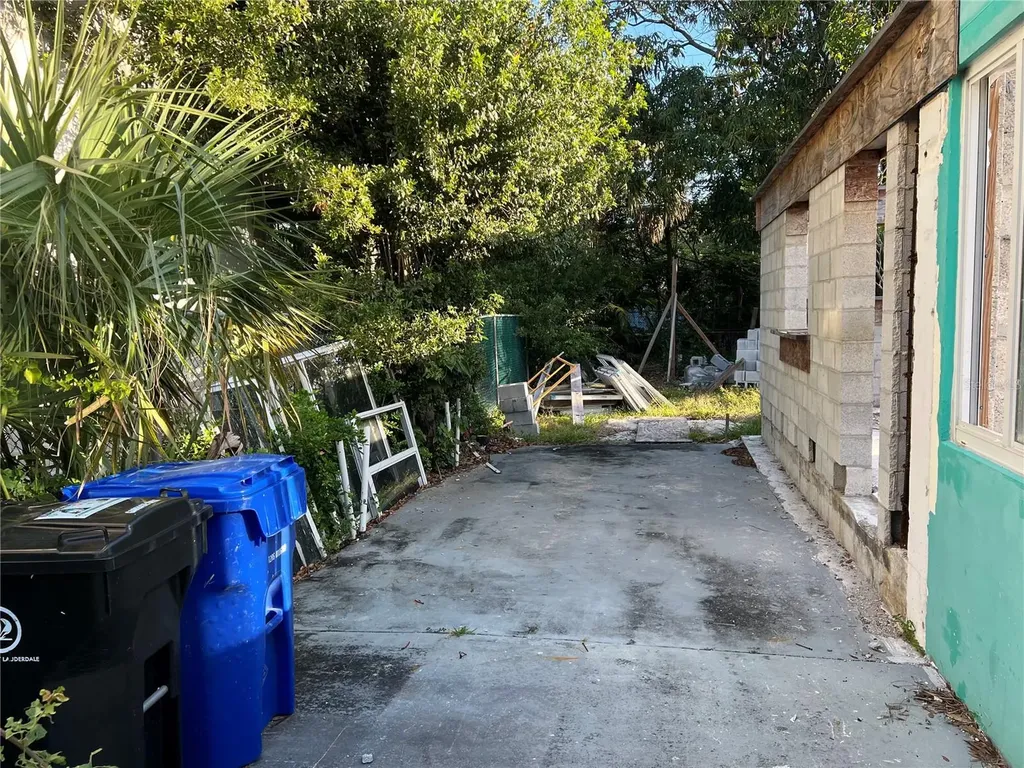 615 SW 16th Street Fort Lauderdale FL 33315