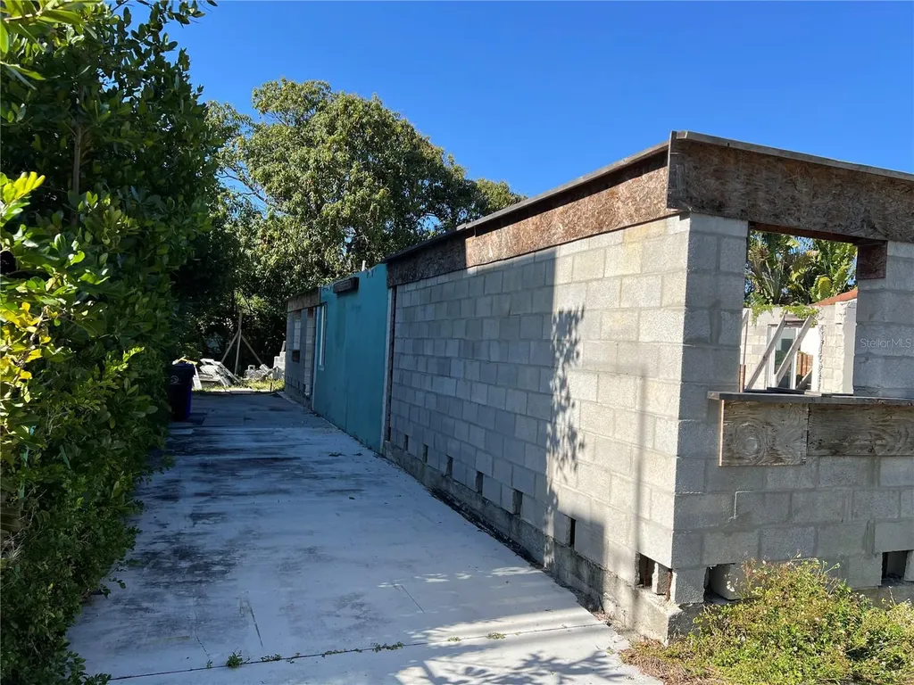 615 SW 16th Street Fort Lauderdale FL 33315