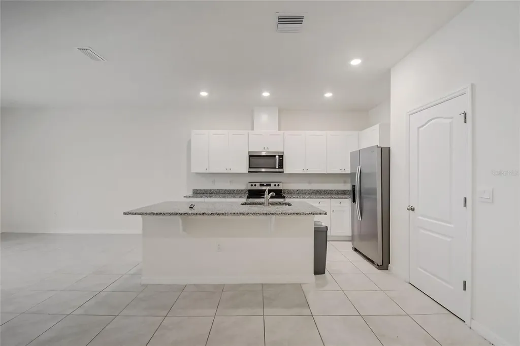1242 Lido Drive Howey In The Hills FL 34737