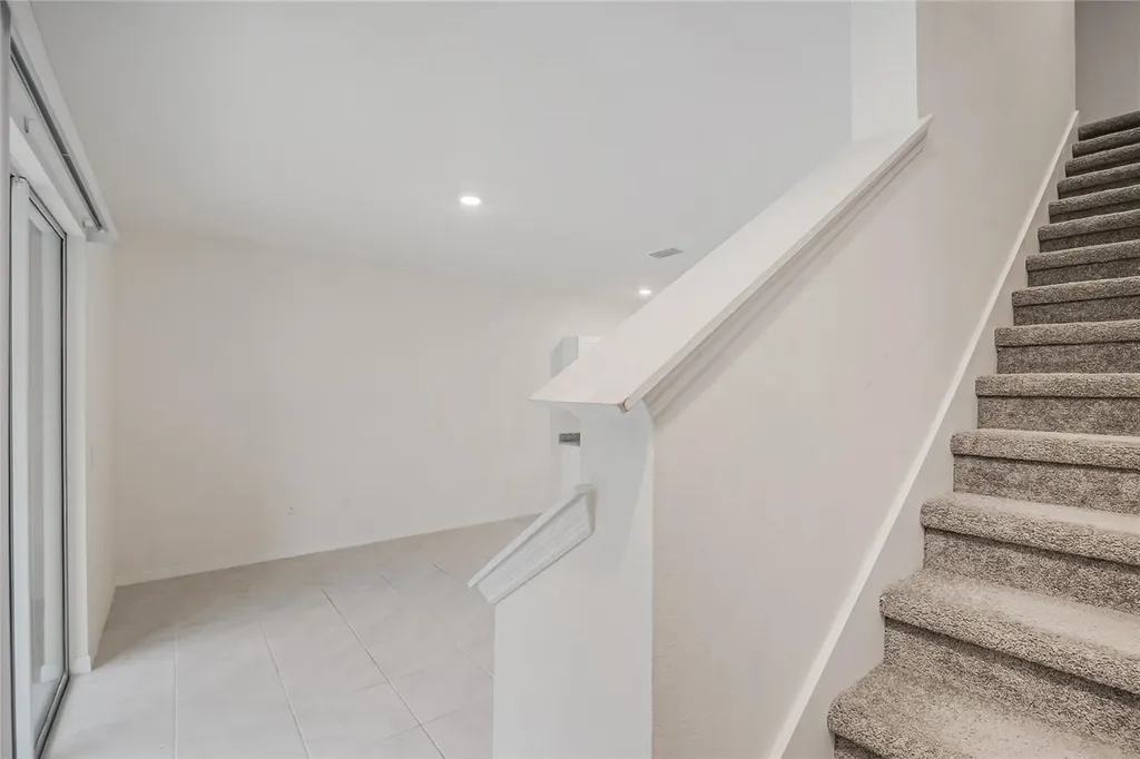 1242 Lido Drive Howey In The Hills FL 34737