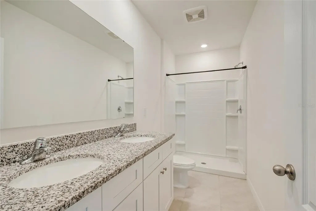 1242 Lido Drive Howey In The Hills FL 34737