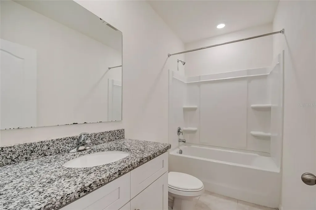 1242 Lido Drive Howey In The Hills FL 34737