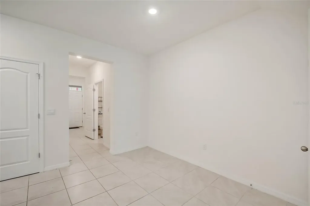 1242 Lido Drive Howey In The Hills FL 34737