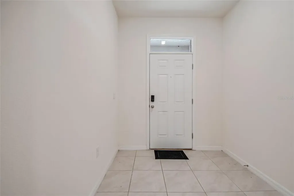1242 Lido Drive Howey In The Hills FL 34737