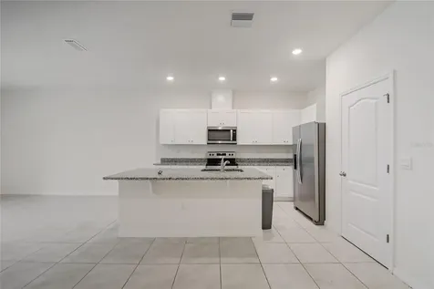 1242 Lido Drive Howey In The Hills FL 34737