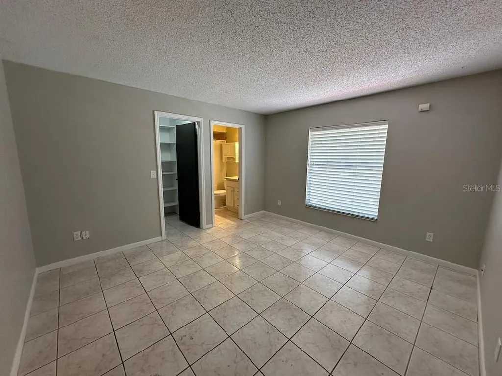 17644 Meadowbridge Drive Lutz FL 33549