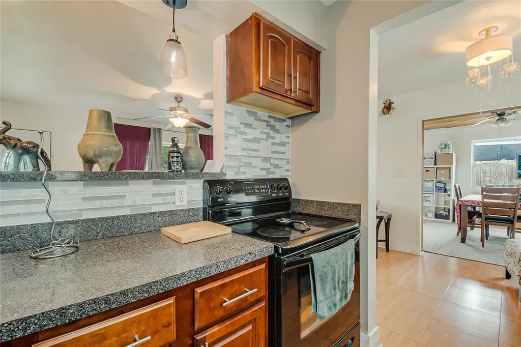 3402 Needles Drive Orlando FL 32810