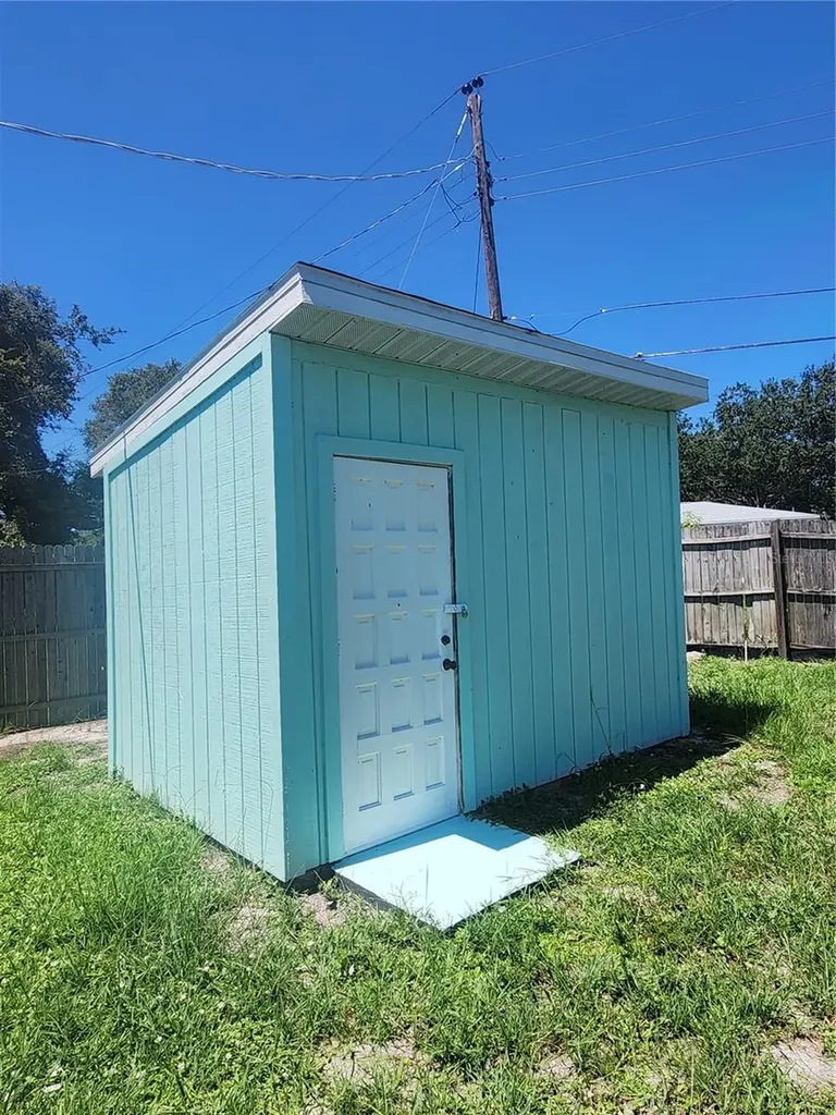 2023 Gold Avenue Sarasota FL 34235