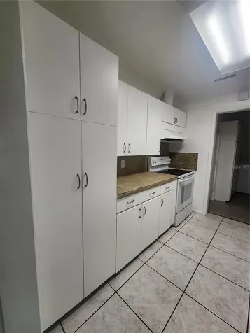 2023 Gold Avenue Sarasota FL 34235