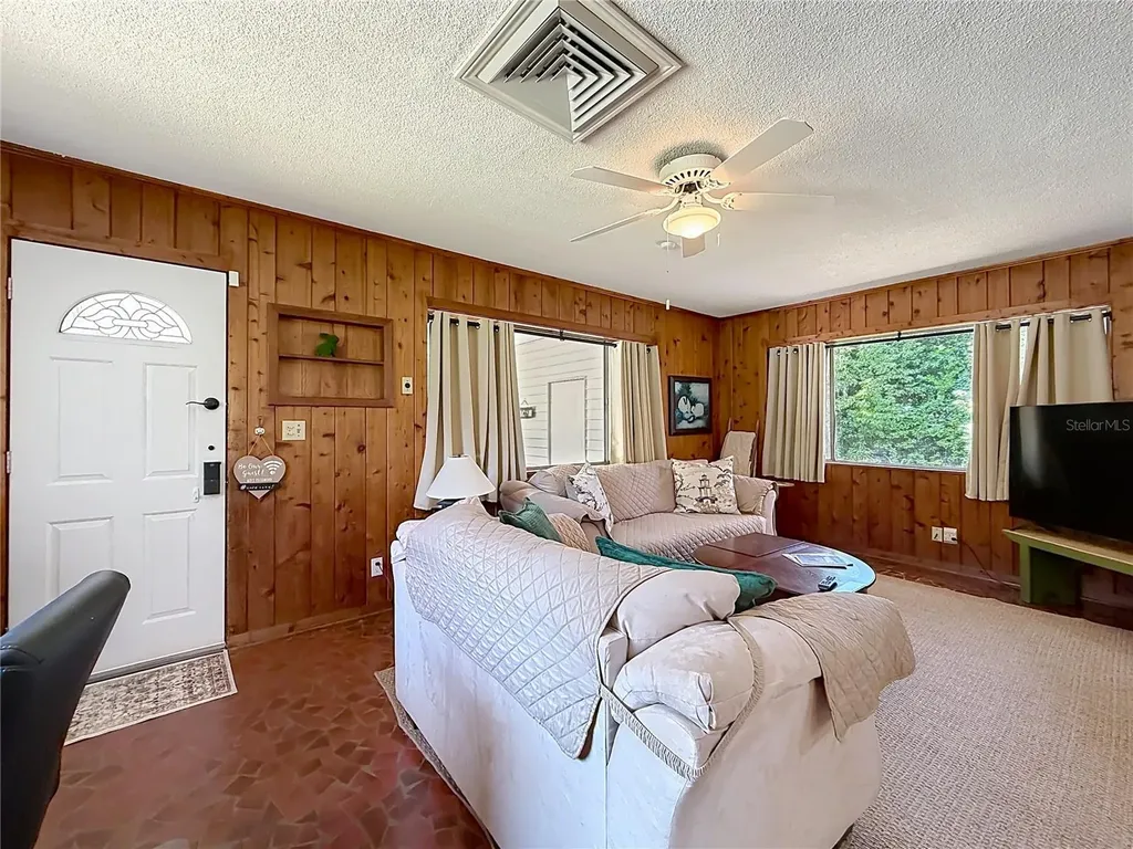 848 SE 23rd Street Ocala FL 34471