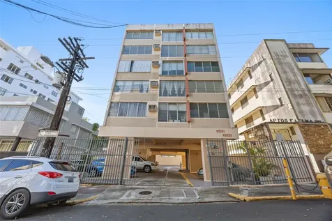708 Calle Central Condominio Royal House San Juan PR 00907