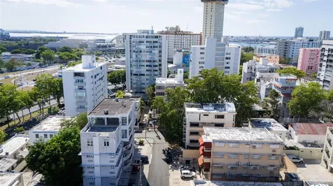 708 Calle Central Condominio Royal House San Juan PR 00907