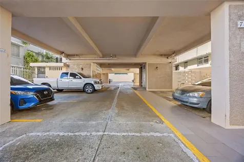 708 Calle Central Condominio Royal House San Juan PR 00907