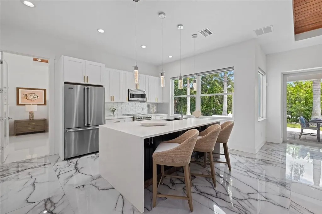 811 30th Court E Bradenton FL 34208