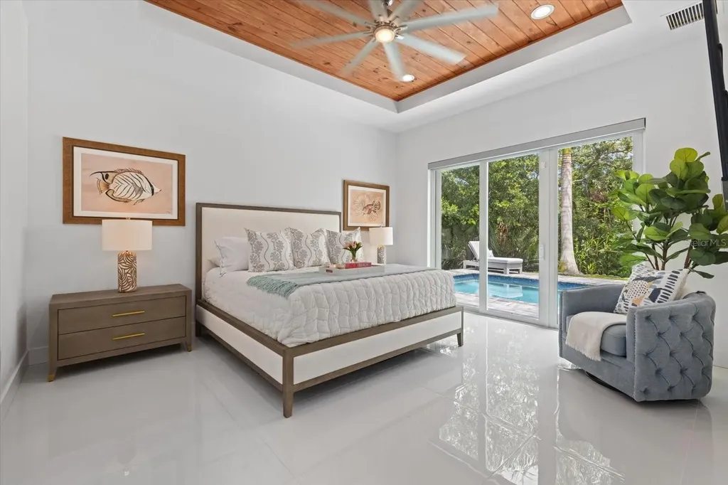 811 30th Court E Bradenton FL 34208