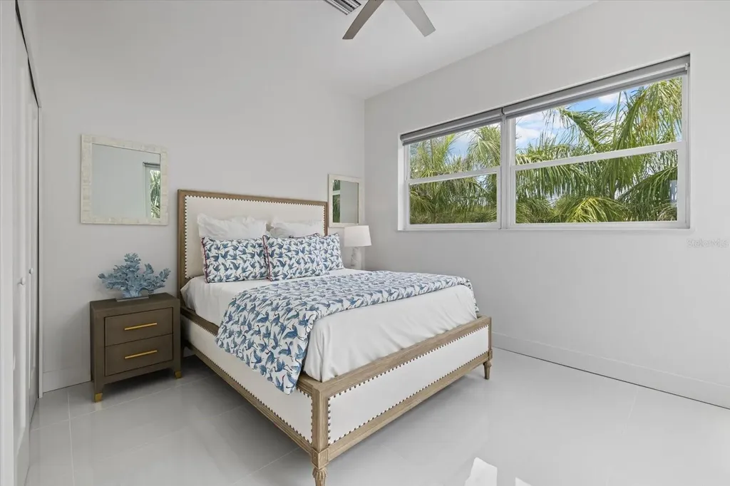 811 30th Court E Bradenton FL 34208
