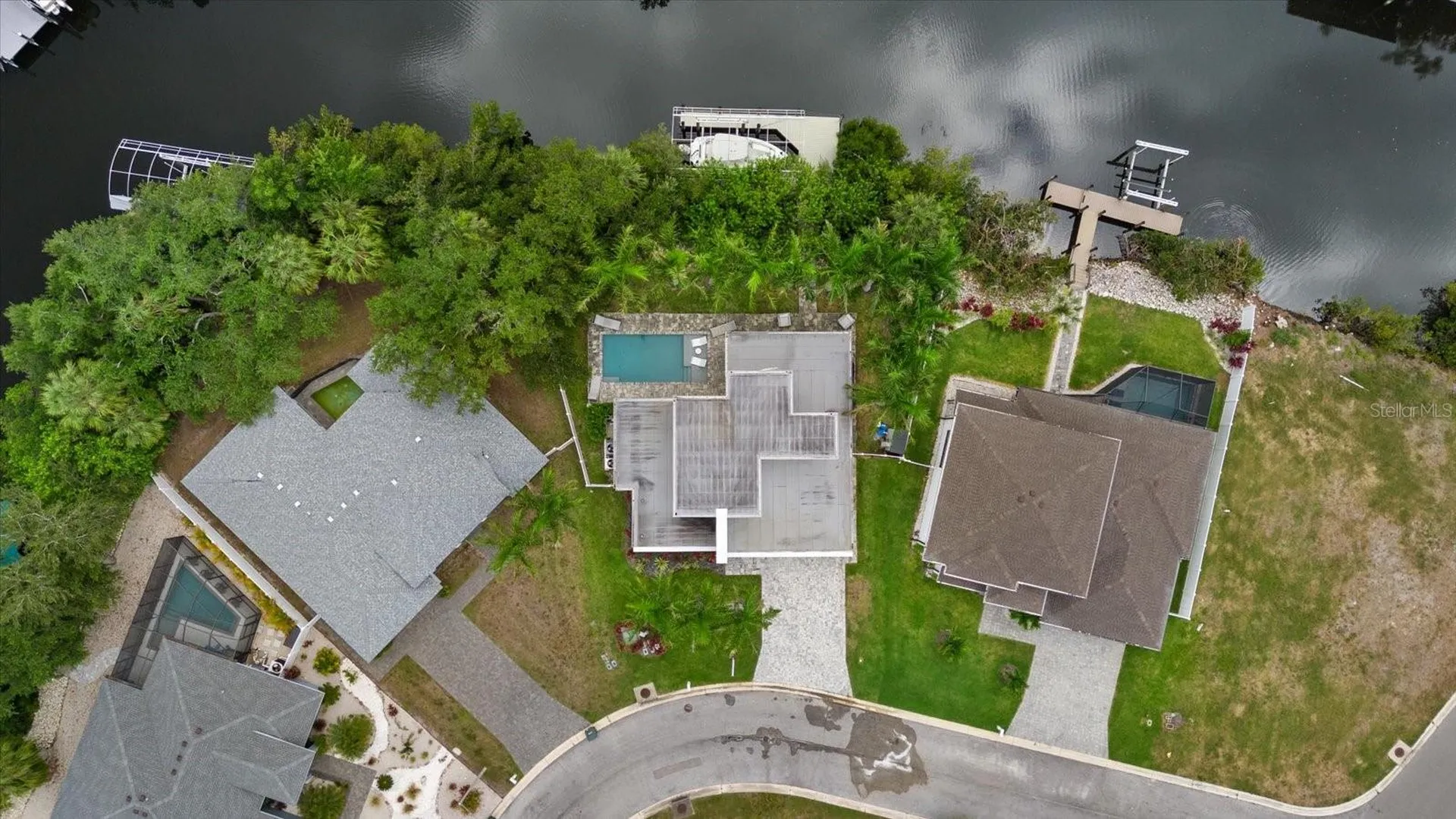 811 30th Court E Bradenton FL 34208