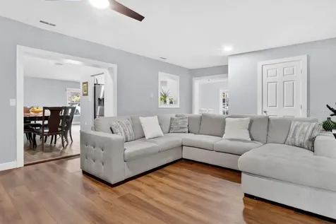 1092 W Riviera Boulevard Oviedo FL 32765