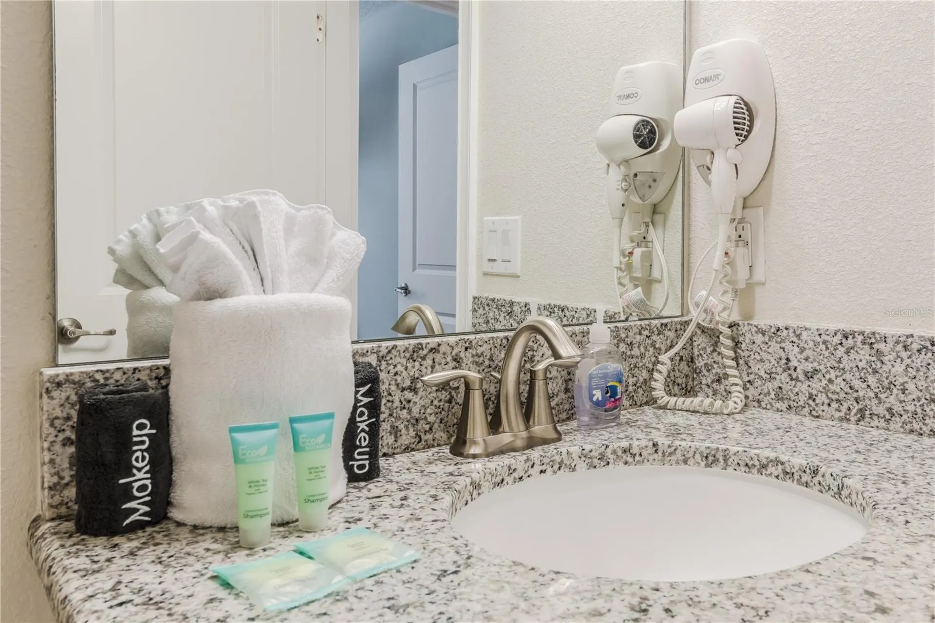 1588 Flange Drive Davenport FL 33896