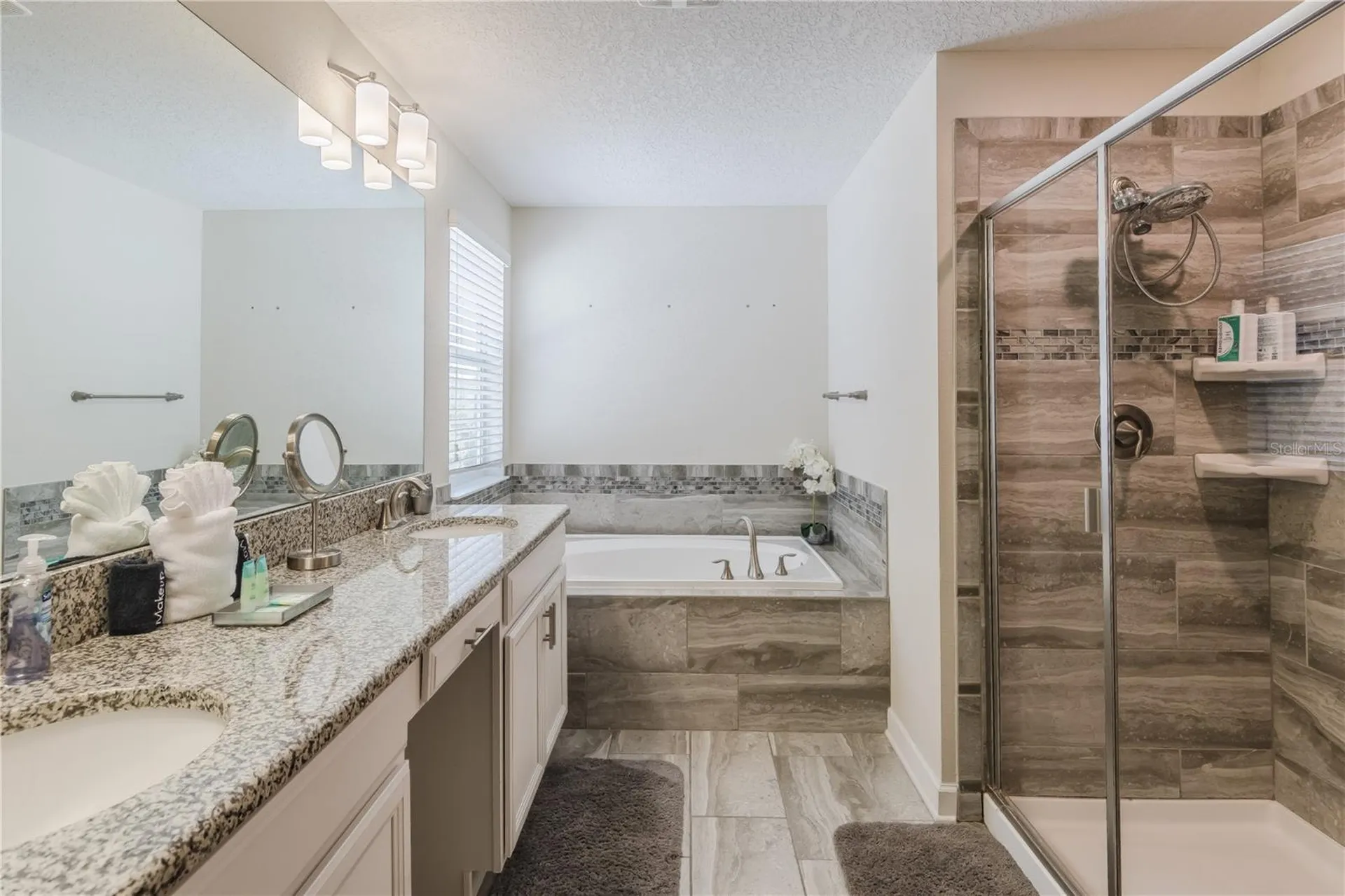 1588 Flange Drive Davenport FL 33896