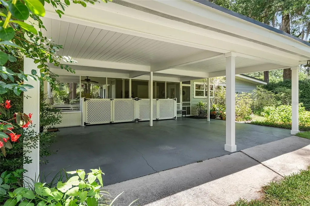 1807 SW 36th Place Gainesville FL 32608
