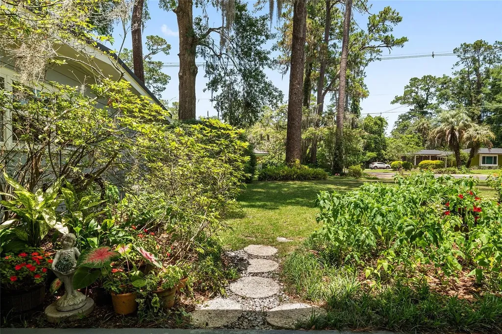 1807 SW 36th Place Gainesville FL 32608
