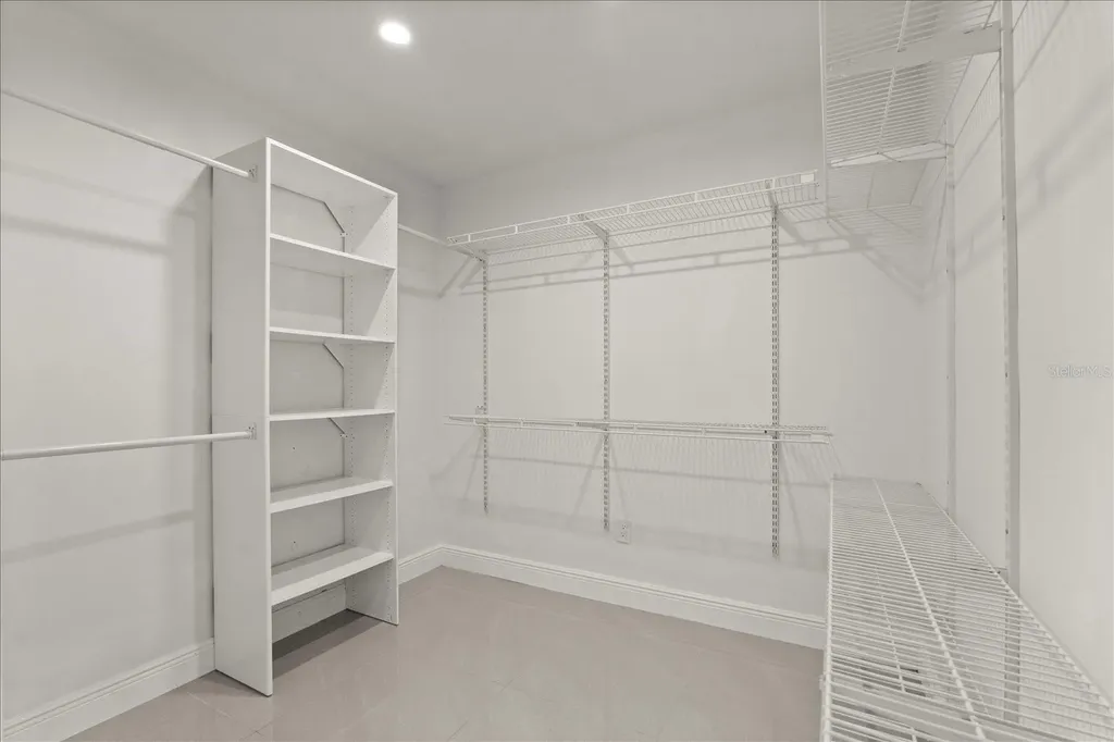 6135 Crystal View Drive Orlando FL 32819