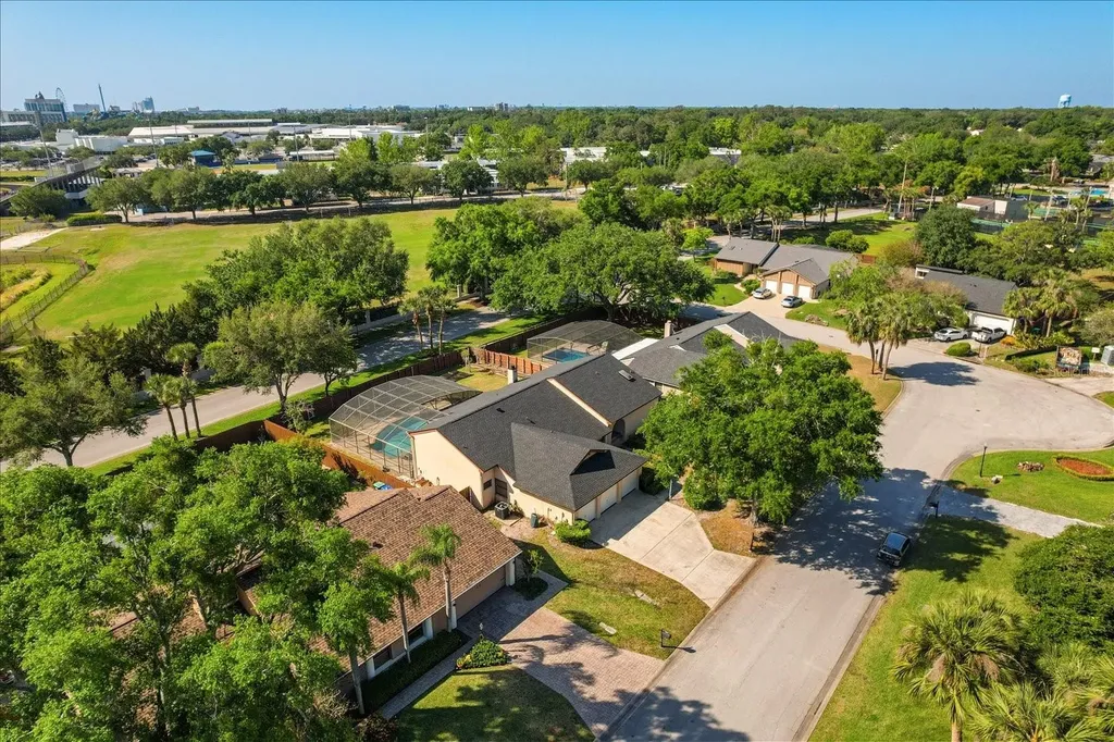 6135 Crystal View Drive Orlando FL 32819