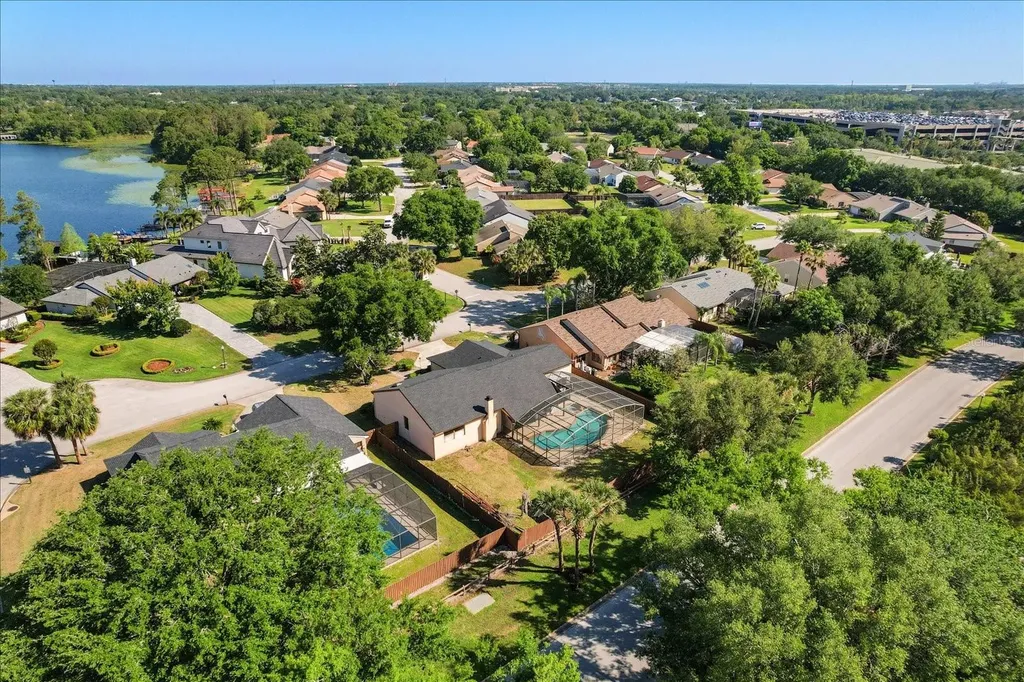 6135 Crystal View Drive Orlando FL 32819