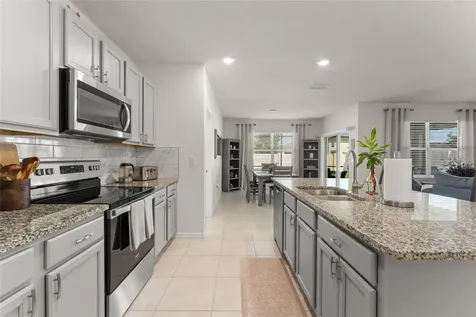 2016 White Pelican Terrace Sanford FL 32771