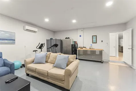 2016 White Pelican Terrace Sanford FL 32771