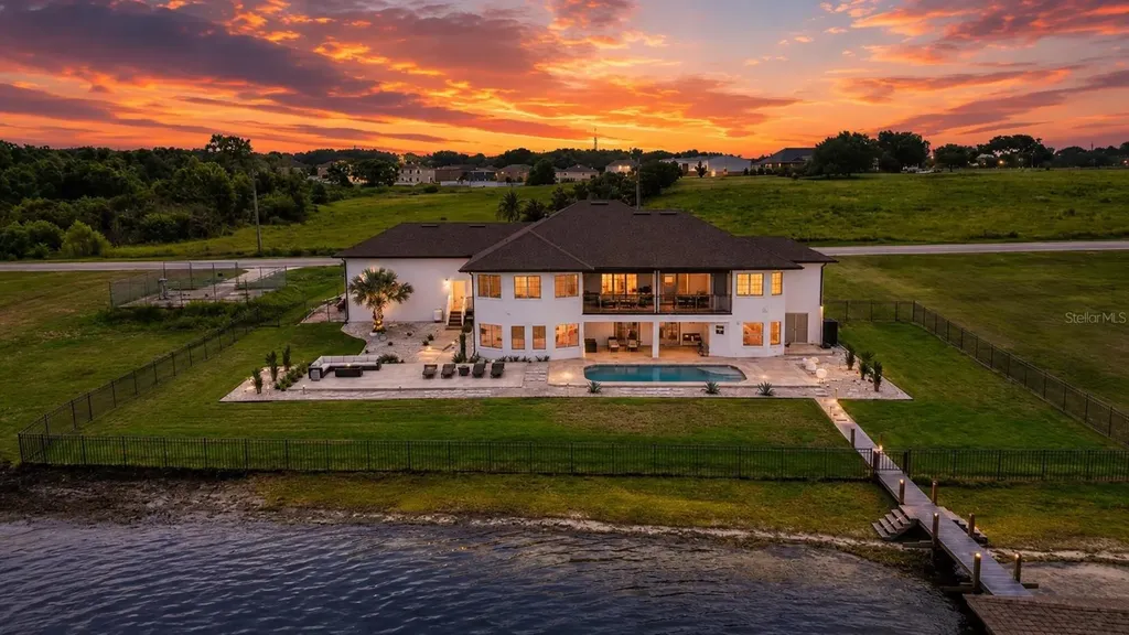 5911 Old Berkley Road Auburndale FL 33823
