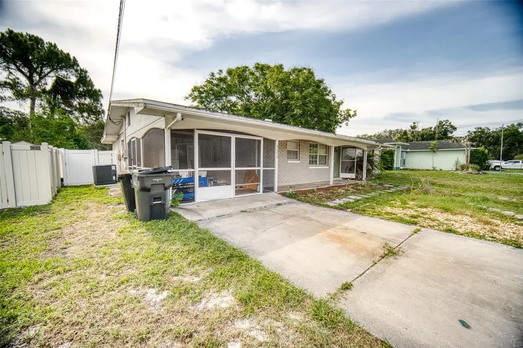 132 Longfellow Road Winter Haven FL 33884