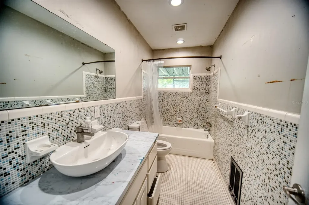 132 Longfellow Road Winter Haven FL 33884