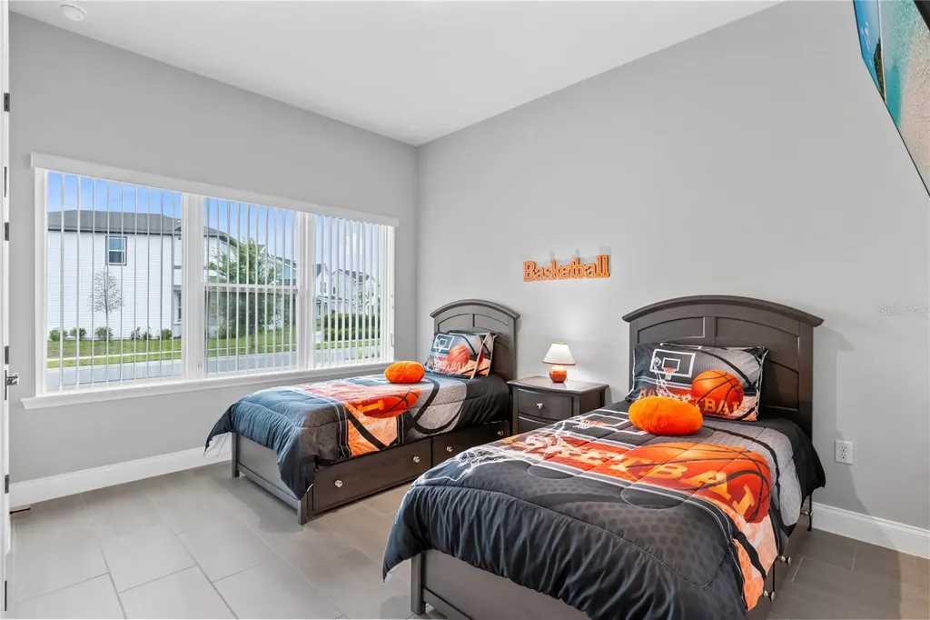 6526 Circle Rock Way St Cloud FL 34771