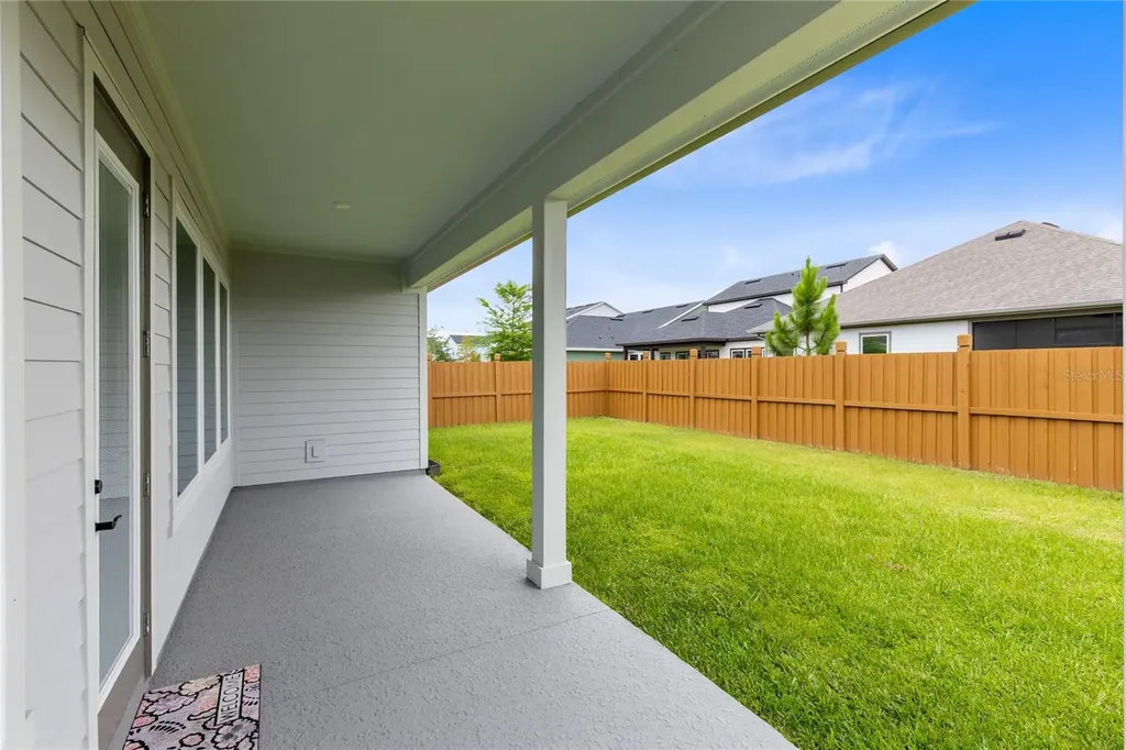 6526 Circle Rock Way St Cloud FL 34771