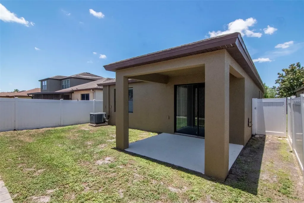 6108 Magnolia Park Boulevard Riverview FL 33578