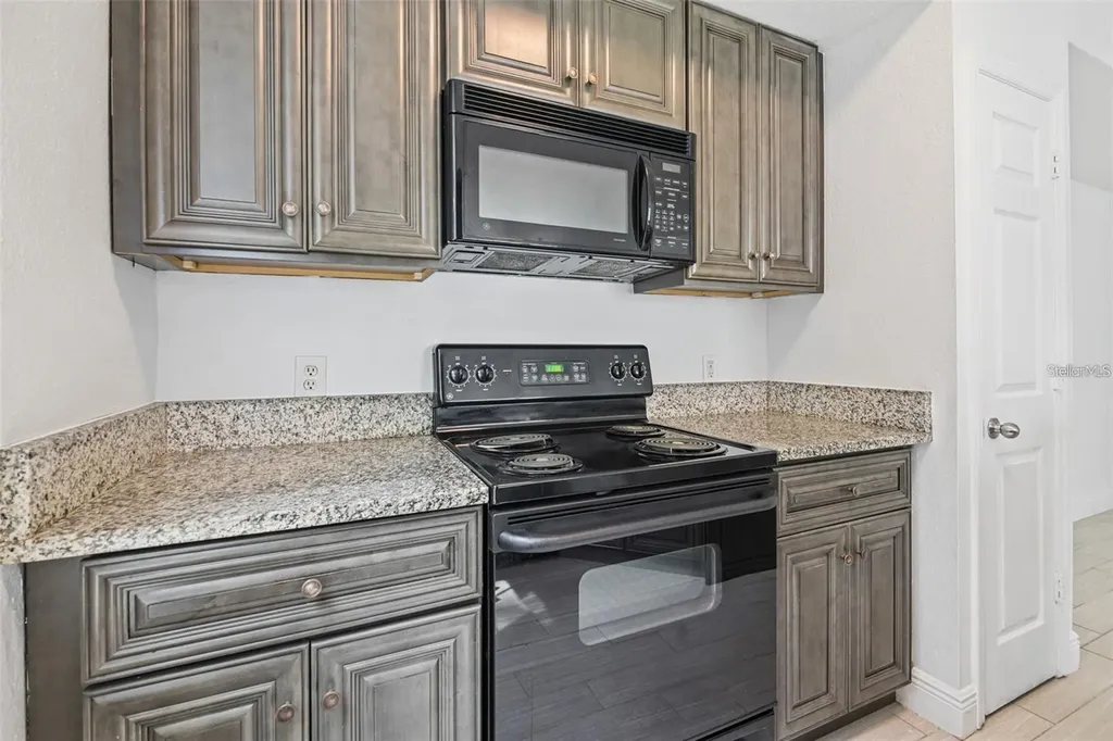 5571 Rosehill Road Sarasota FL 34233