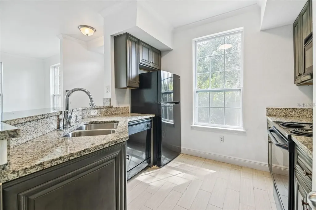 5571 Rosehill Road Sarasota FL 34233