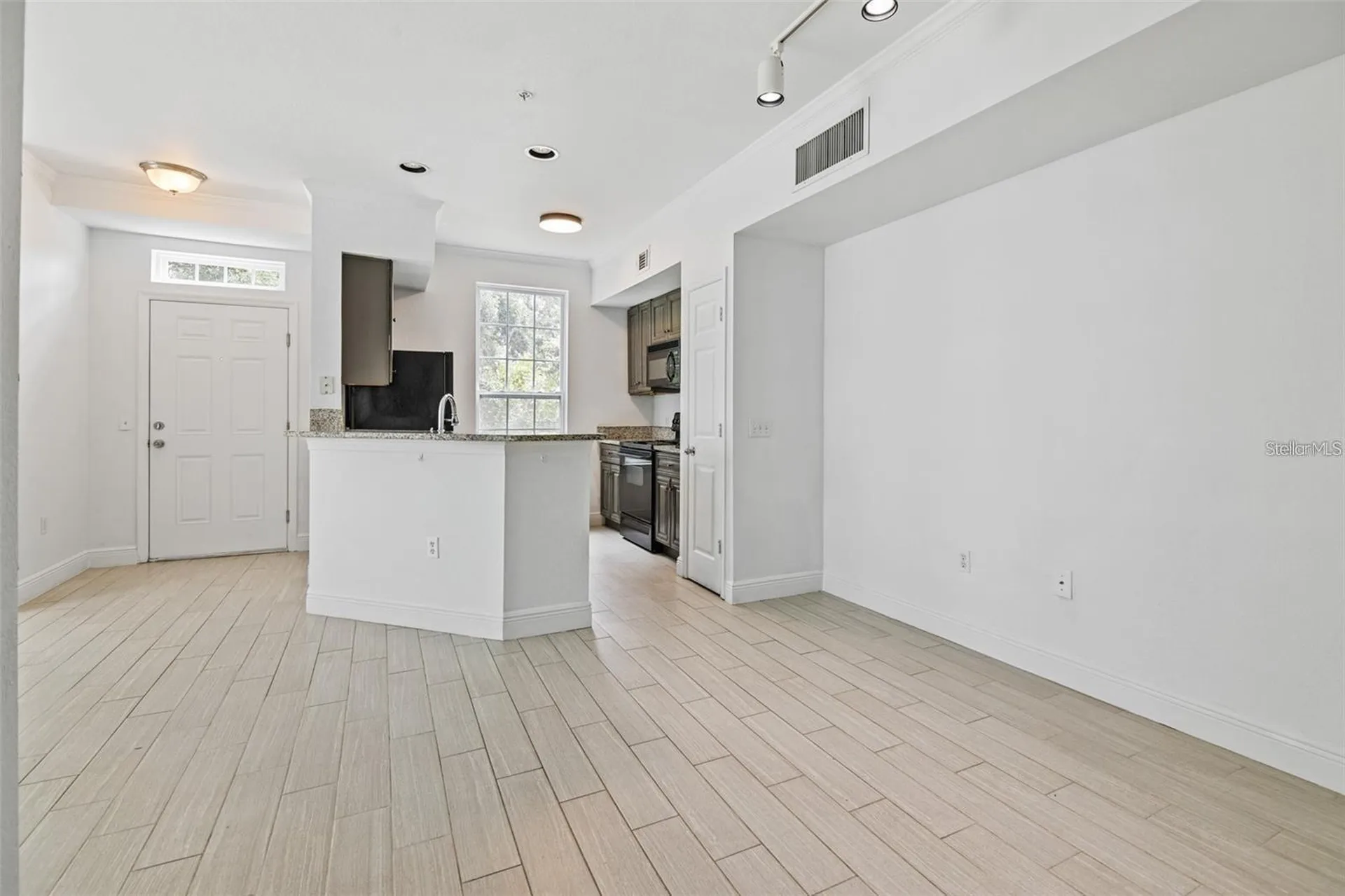 5571 Rosehill Road Sarasota FL 34233