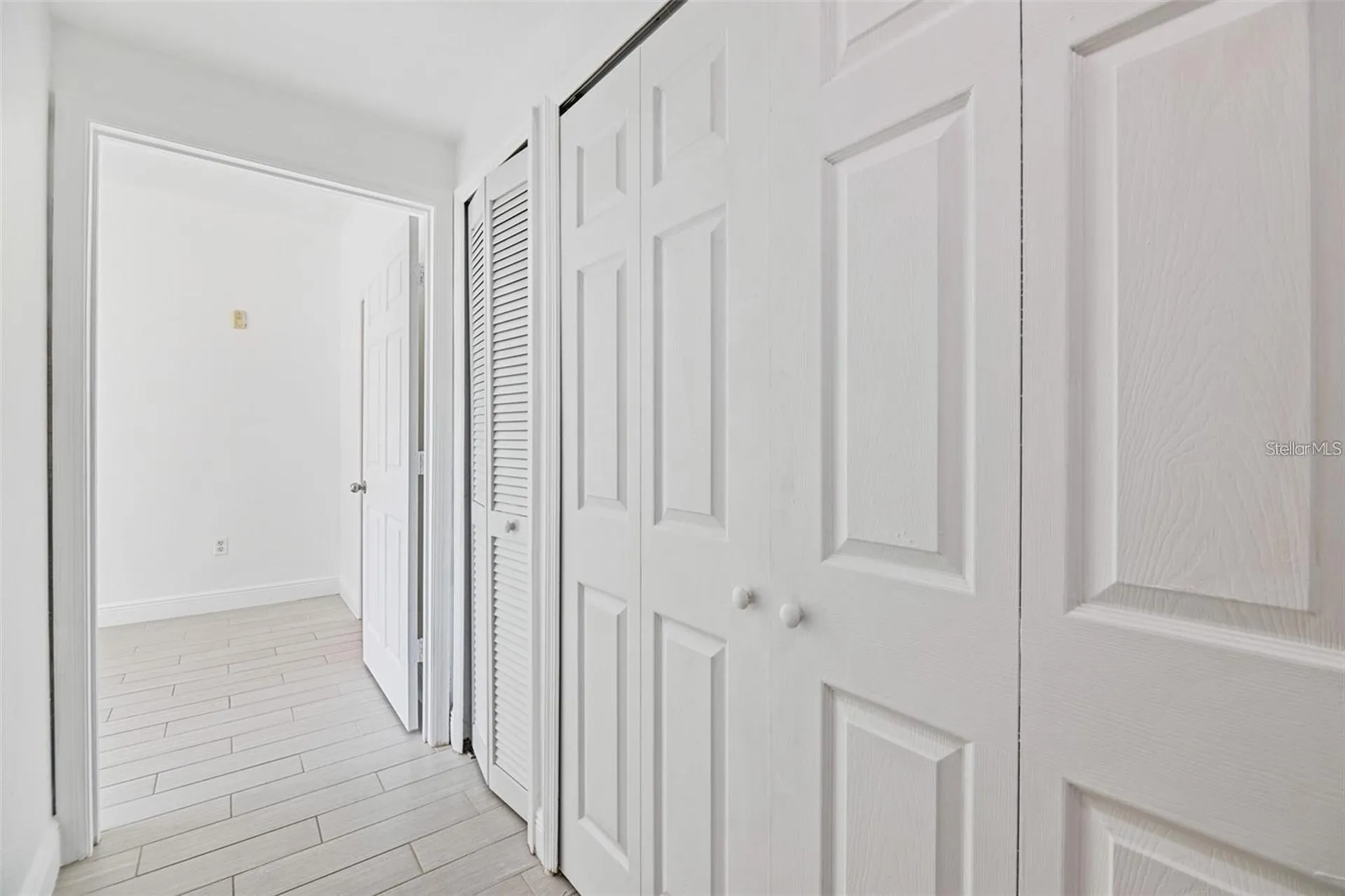 5571 Rosehill Road Sarasota FL 34233