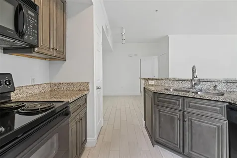 5571 Rosehill Road Sarasota FL 34233