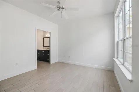 5571 Rosehill Road Sarasota FL 34233