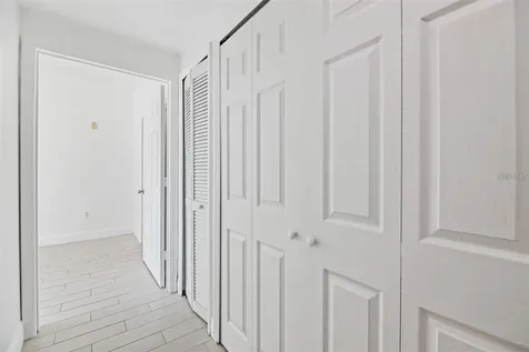 5571 Rosehill Road Sarasota FL 34233