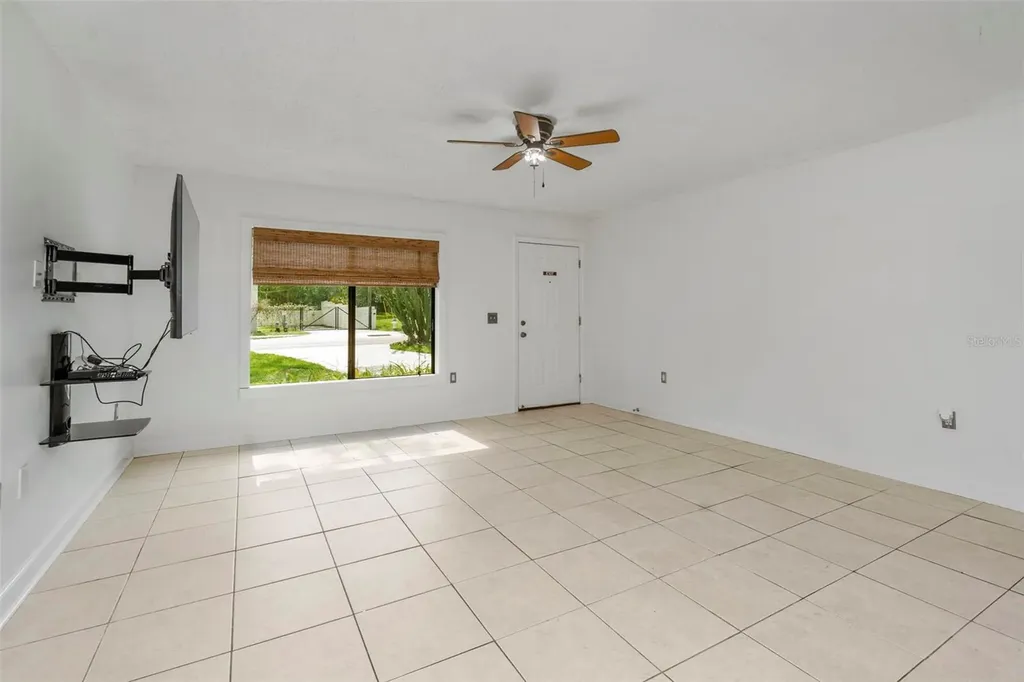 8732 Overlook Drive Tampa FL 33617