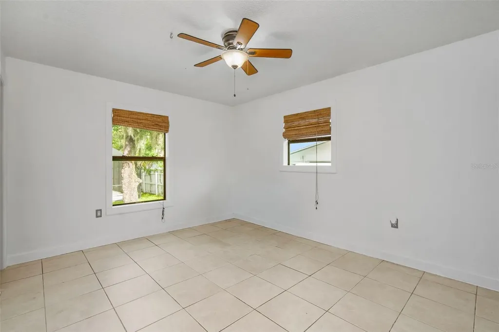 8732 Overlook Drive Tampa FL 33617