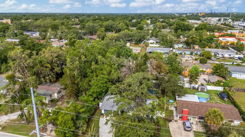 8732 Overlook Drive Tampa FL 33617